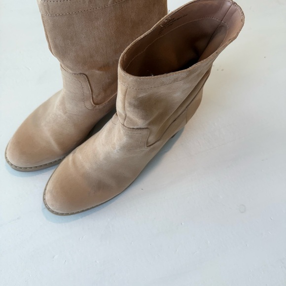 LOFT Tan Women's Suede Ankle Boots Size 10 - Picture 3 of 6